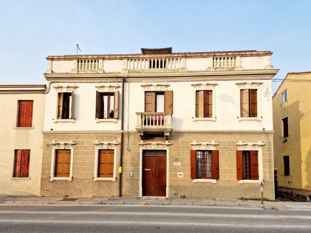 Appartamento in vendita a Este PD