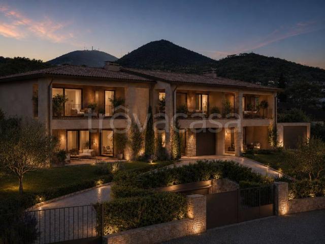 Appartamento in vendita a Este via George Byron