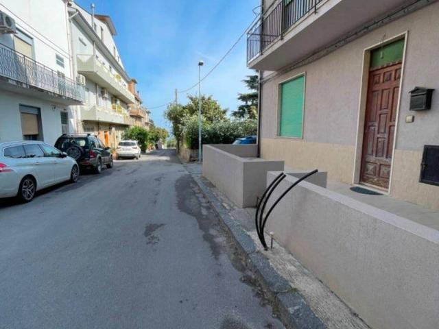 Appartamento in vendita a Furnari ME