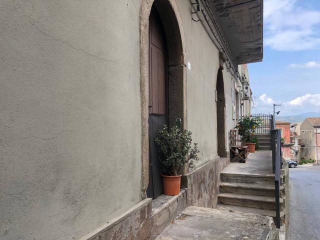 Appartamento in vendita a Furnari ME