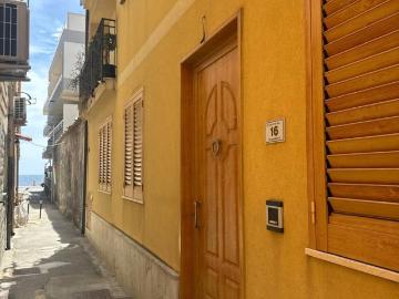 Appartamento in vendita a Furci Siculo ME