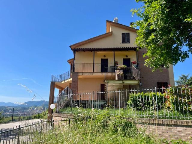Appartamento in vendita a Fabriano AN