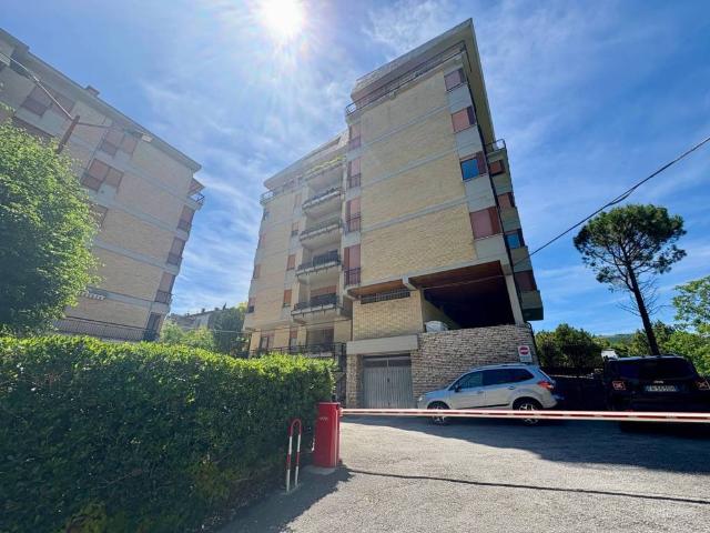 Appartamento in vendita a Fabriano AN