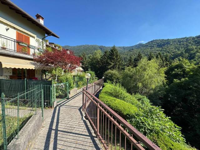 Appartamento in vendita a Faggeto Lario CO