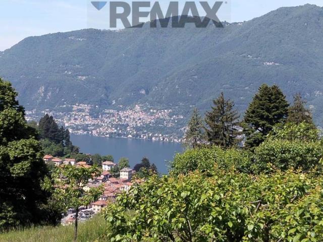 Appartamento in vendita a Faggeto Lario CO