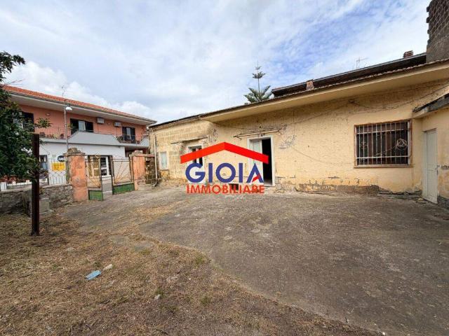 Appartamento in vendita a Falciano del Massico CE