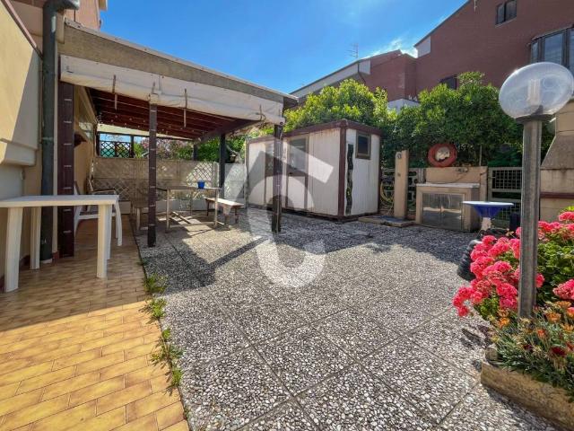 Appartamento in vendita a Falconara Marittima AN
