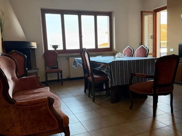 Appartamento in vendita a Falconara Marittima AN