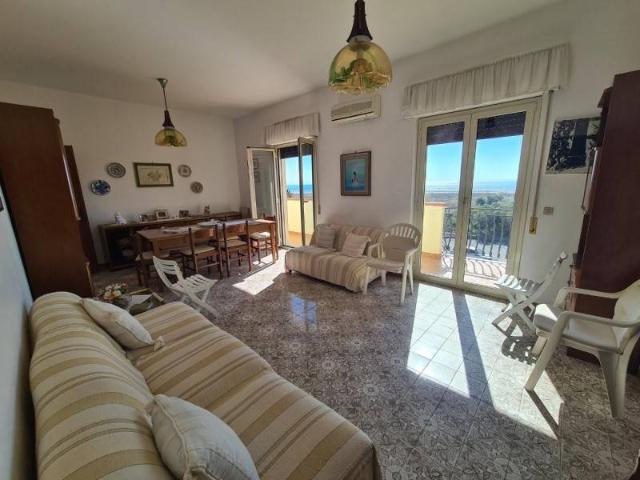 Appartamento in vendita a Falerna CZ