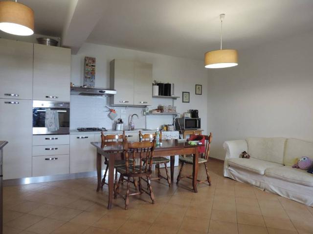 Appartamento in vendita a Fara in Sabina RI