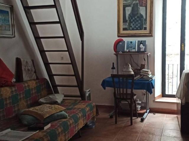 Appartamento in vendita a Fara in Sabina RI