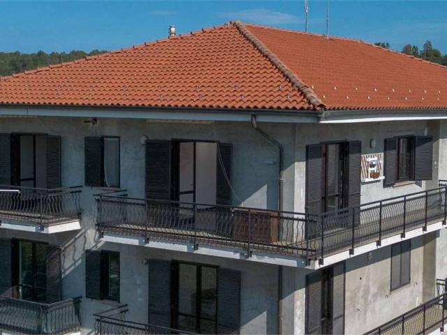 Appartamento in vendita a Fara Novarese NO
