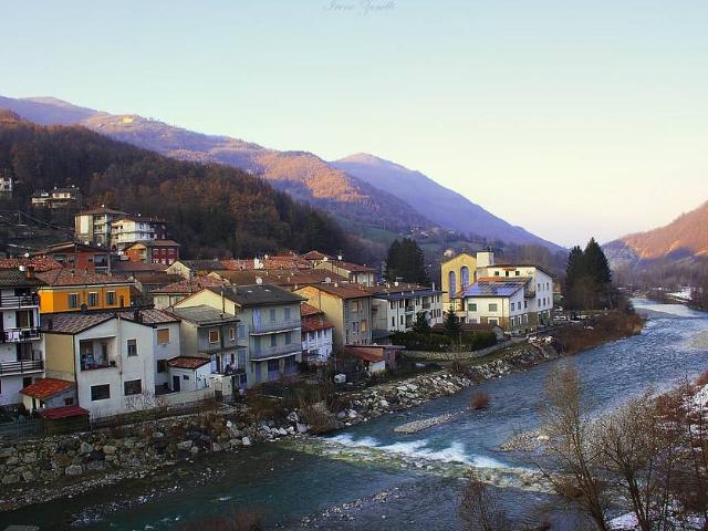 Appartamento in vendita a Farini, Groppallo