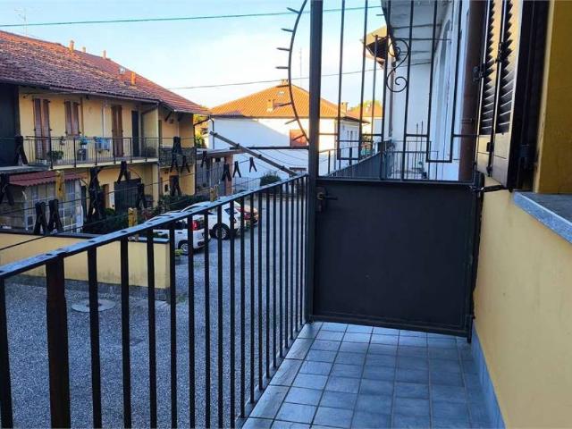 Appartamento in vendita a Fenegrò CO