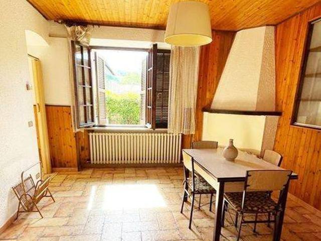 Appartamento in vendita a Fermignano PU