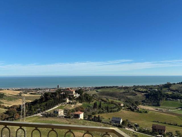Attico / Mansarda in vendita a Fermo FM