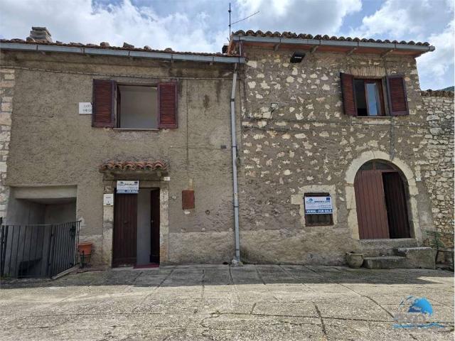 Appartamento in vendita a Ferentillo TR