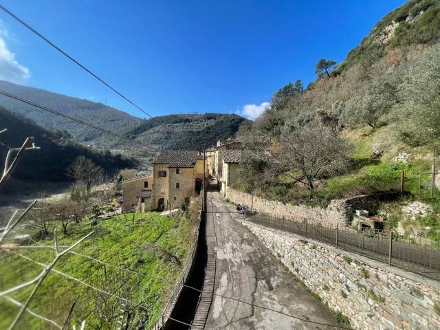 Appartamento in vendita a Ferentillo TR