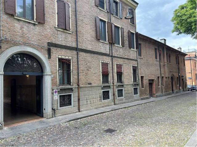 Appartamento in vendita a Ferrara FE