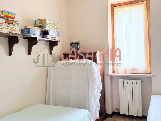 Appartamento in vendita a Ferriere PC