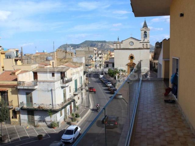 Appartamento in vendita a Ficarazzi corso Umberto I, 690