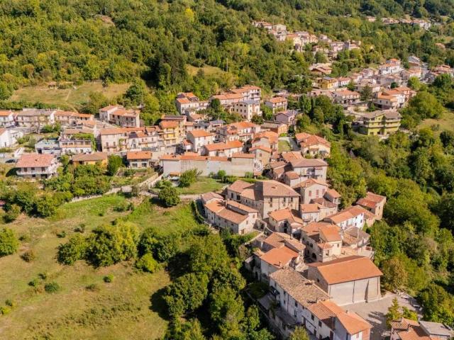 Appartamento in vendita a Fiamignano RI