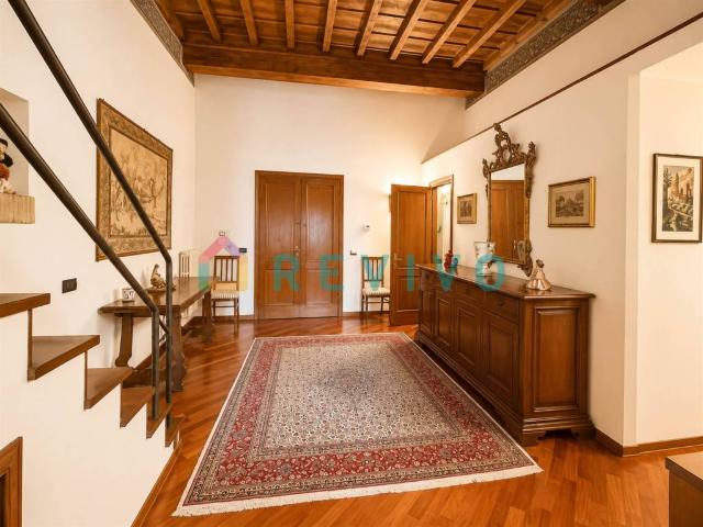 Appartamento in vendita a Fiesole FI