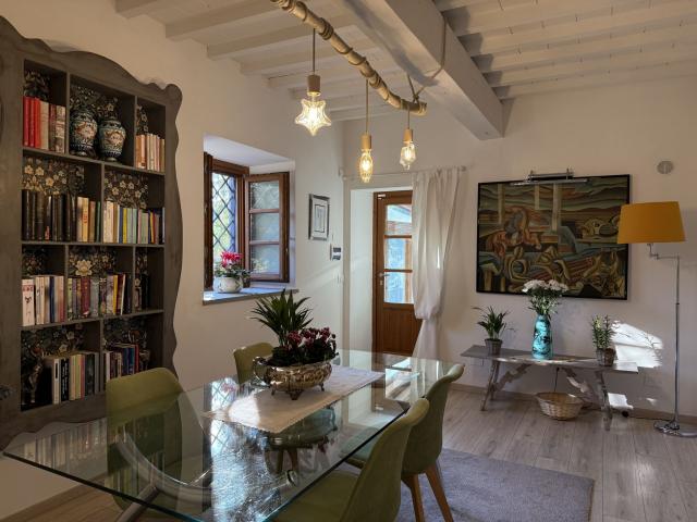 APPARTAMENTO in VENDITA a FIESOLE FIESOLE CALDINE di 4 vani