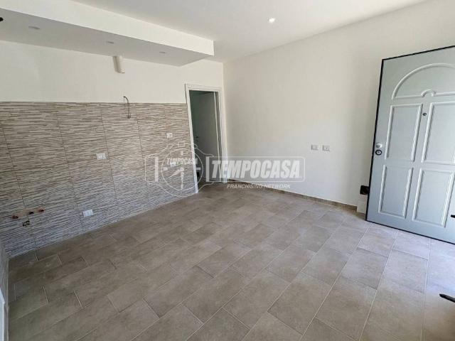 Appartamento in vendita a Fino Mornasco CO