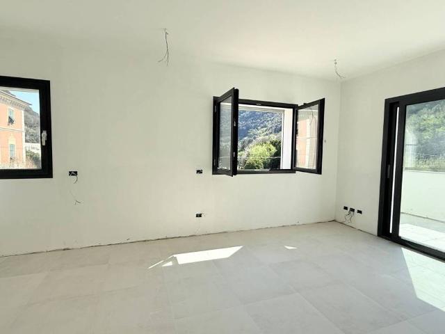 Appartamento in vendita a Finale Ligure SV