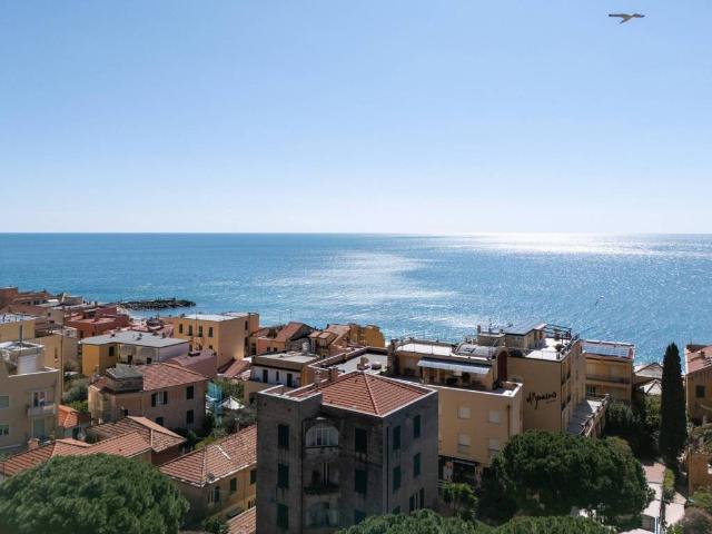 Appartamento in vendita a Finale Ligure SV