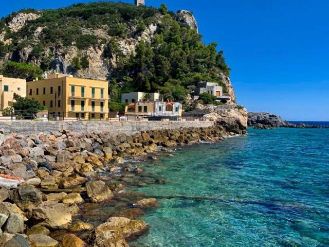 Appartamento in vendita a Finale Ligure SV