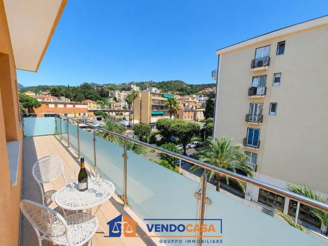 Appartamento in vendita a Finale Ligure SV