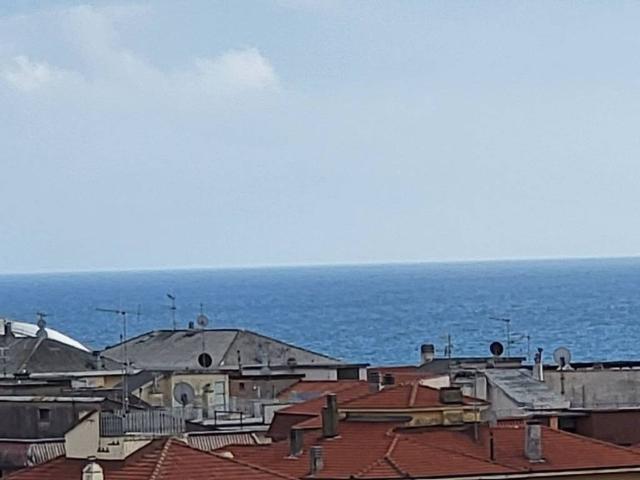 Appartamento in vendita a Finale Ligure SV