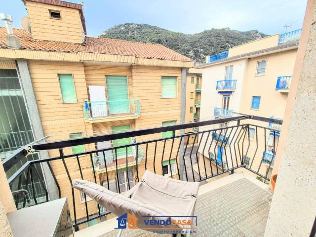 Appartamento in vendita a Finale Ligure SV