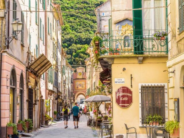 Appartamento in vendita a Finale Ligure SV