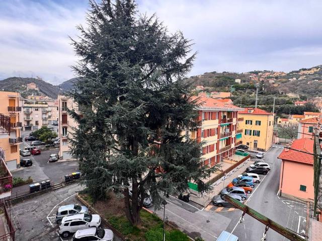 Appartamento in vendita a Finale Ligure SV