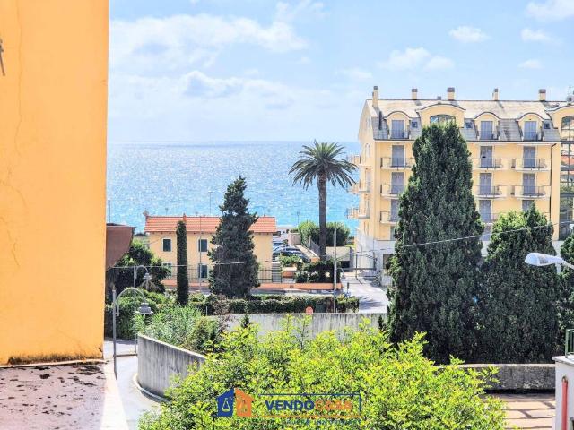 Appartamento in vendita a Finale Ligure SV