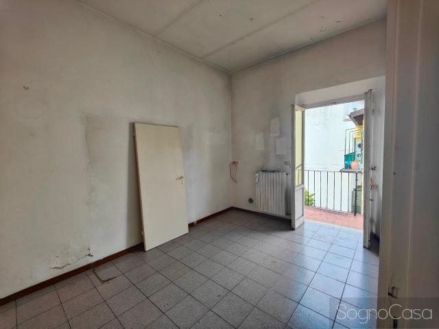 APPARTAMENTO in VENDITA a FIRENZE CAMPO DI MARTE / CURE / COVERCIANO di 3 vani