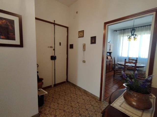 APPARTAMENTO in VENDITA a FIRENZE di 4 vani