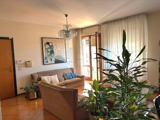 Appartamento in vendita a Firenze FI