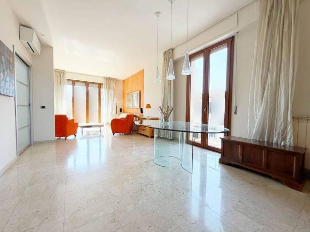 Appartamento in vendita a Firenze FI