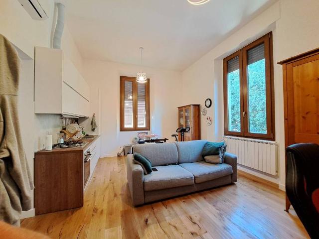 Appartamento in vendita a Firenze FI