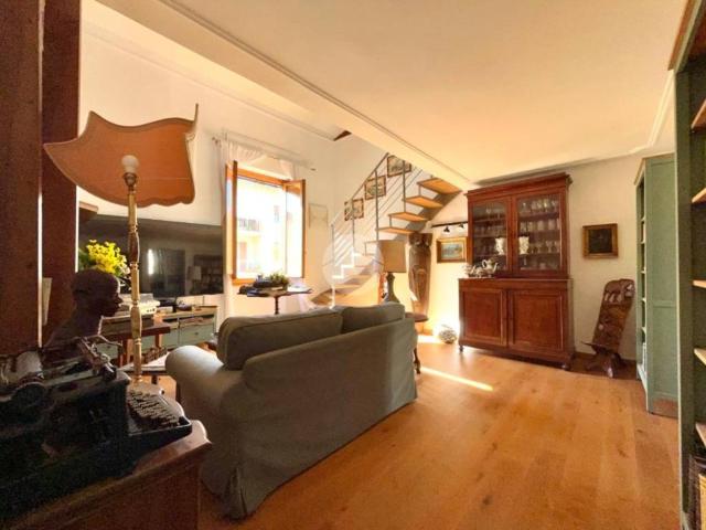 Appartamento in vendita a Firenze FI