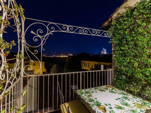 Appartamento in vendita a Firenze FI