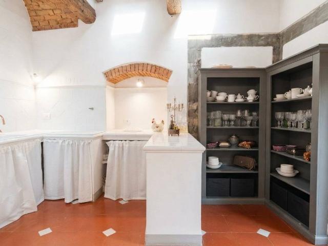 Appartamento in vendita a Firenze FI