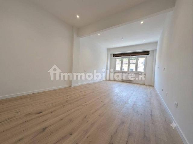 Appartamento in vendita a Firenze FI