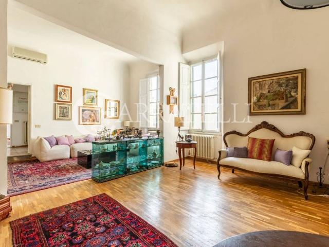 Appartamento in vendita a Firenze FI