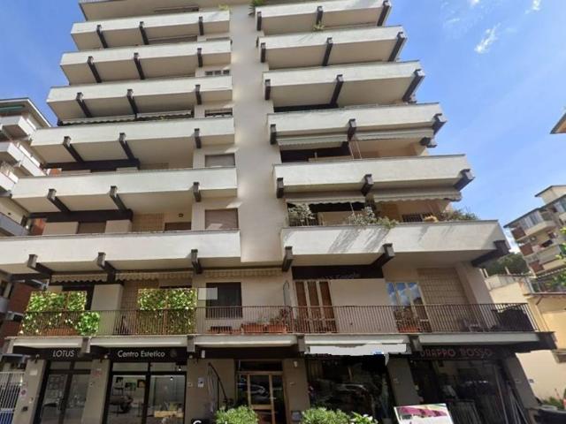Appartamento in vendita a Firenze FI