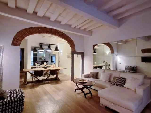 Appartamento in vendita a Firenze FI